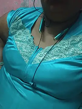 geetha431 online show from June 16, 2026, 7:03 pm