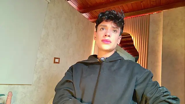 Ander asford77 online show from June 25, 2026, 12:54 pm