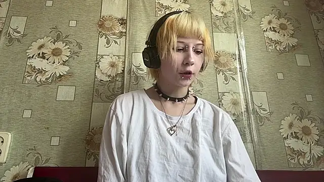 Snapshot of FatimahFroman chatting on May 21, 2026, 9:39 am FatimahFroman online show from May 21, 2026, 9:39 am