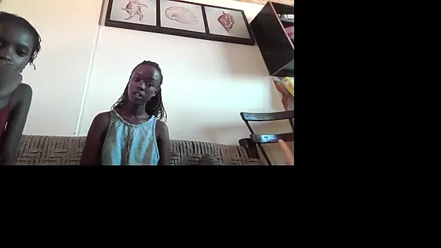 Snapshot of Dark_chocolatepythia chatting on June 4, 2026, 10:53 am Dark chocolatepythia online show from June 4, 2026, 10:53 am
