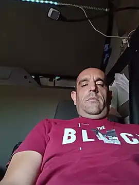 mixa1112 online show from July 7, 2026, 5:10 am