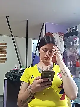 Lucia evans22 online show from July 7, 2026, 10:13 pm