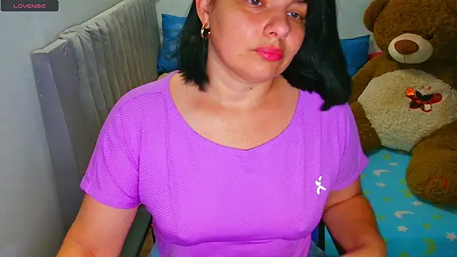 Snapshot of anaspark26 chatting on July 19, 2026, 11:40 am anaspark26 online show from July 19, 2026, 11:40 am