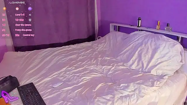 Snapshot of NicolePepper chatting on October 31, 2025, 4:36 pm NicolePepper online show from October 31, 2025, 4:36 pm