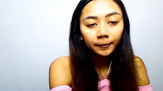 Snapshot of KristieOrtmann chatting on June 16, 2026, 6:13 am KristieOrtmann online show from June 16, 2026, 6:13 am