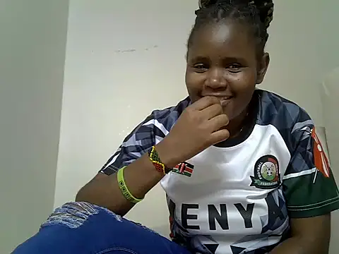 Snapshot of Torryl chatting on May 22, 2026, 6:39 pm Torryl online show from May 22, 2026, 6:39 pm