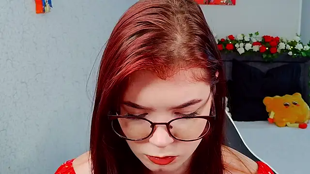 Snapshot of MelissaMay__ chatting on July 19, 2026, 10:28 pm MelissaMay online show from July 19, 2026, 10:28 pm