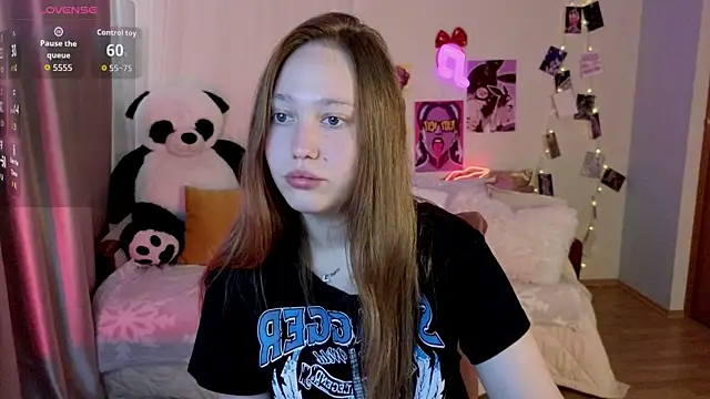 Snapshot of TinaShelton chatting on June 25, 2026, 12:21 pm TinaShelton online show from June 25, 2026, 12:21 pm
