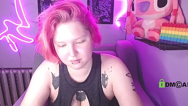 Snapshot of DolliRosees chatting on June 24, 2026, 4:44 am DolliRosees online show from June 24, 2026, 4:44 am