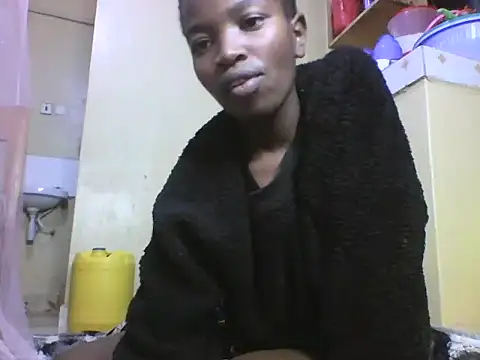 Snapshot of aliana082169 chatting on June 25, 2026, 9:42 pm aliana082169 online show from June 25, 2026, 9:42 pm