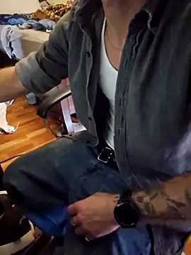 Clevername90 online show from February 17, 2025, 9:00 pm