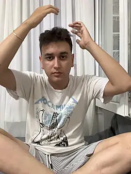 imjustaboyy1 online show from June 29, 2026, 5:23 pm