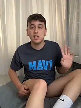 imjustaboyy1 online show from June 16, 2026, 4:29 pm