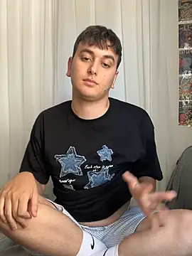 imjustaboyy1 online show from June 15, 2026, 11:10 am