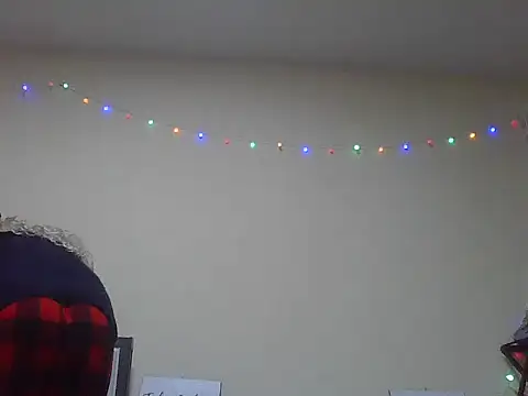 Cutezipora online show from July 4, 2026, 4:33 pm
