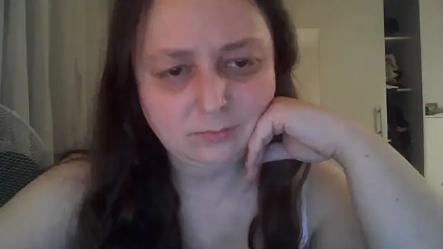 TaylorLovely online show from July 10, 2026, 8:20 pm