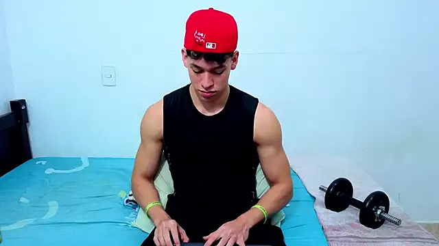 Luke Muscle online show from June 9, 2026, 2:40 pm