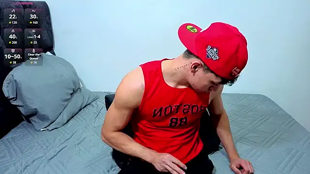 Luke Muscle online show from July 14, 2026, 1:05 am