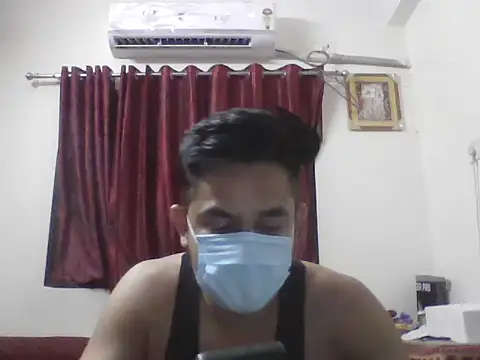 Snapshot of Nivan_7251_1 chatting on May 22, 2026, 7:12 pm Nivan 7251 1 online show from May 22, 2026, 7:12 pm