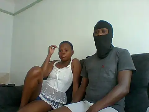 TonnyAmellia online show from June 1, 2026, 8:03 am
