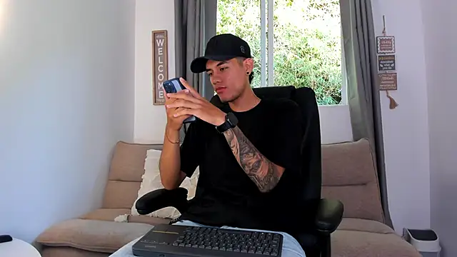 NickCopeer  online show from June 2, 2026, 12:27 pm