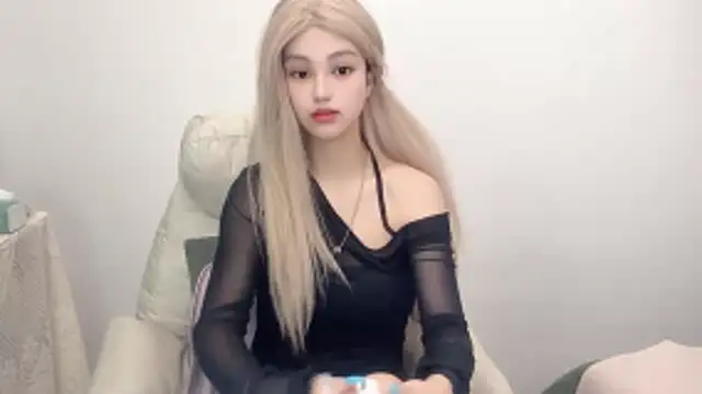 Snapshot of jiangjiang2005 chatting on June 13, 2026, 5:44 pm jiangjiang2005 online show from June 13, 2026, 5:44 pm