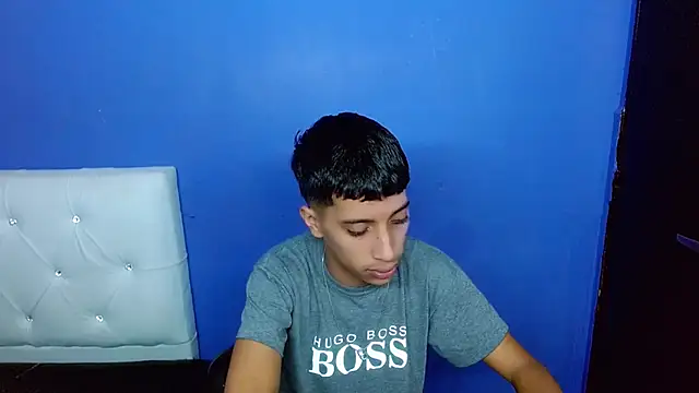 Snapshot of jl_brayan12 chatting on June 19, 2026, 7:30 pm jl brayan12 online show from June 19, 2026, 7:30 pm