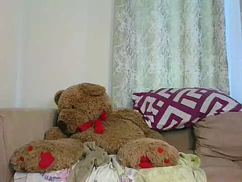 Snapshot of shugabaibe chatting on June 18, 2026, 12:32 pm shugabaibe online show from June 18, 2026, 12:32 pm
