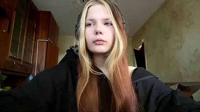 Snapshot of SusanaLeichty chatting on May 24, 2026, 8:36 am SusanaLeichty online show from May 24, 2026, 8:36 am