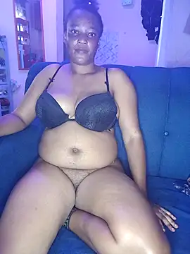 QueenLave online show from May 26, 2026, 11:52 am