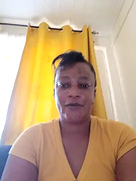 QueenLave online show from May 22, 2026, 1:31 pm