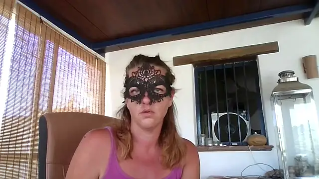 Sexy Nicolette Dutch online show from May 22, 2026, 12:47 pm
