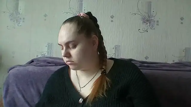 Snapshot of SoftHypnose chatting on May 31, 2026, 12:00 pm SoftHypnose online show from May 31, 2026, 12:00 pm