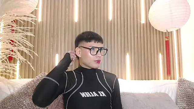 Snapshot of Connor_Kings chatting on June 29, 2026, 11:48 pm Connor Kings online show from June 29, 2026, 11:48 pm