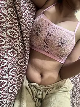 Snapshot of bold_priya chatting on June 26, 2026, 7:20 pm bold priya online show from June 26, 2026, 7:20 pm