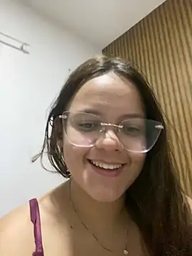 Snapshot of Laryssinha_69 chatting on June 28, 2026, 2:51 am Laryssinha 69 online show from June 28, 2026, 2:51 am