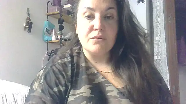Snapshot of mmicia chatting on May 25, 2026, 8:40 pm mmicia online show from May 25, 2026, 8:40 pm