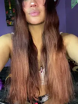 Snapshot of Leyla_collinss_ chatting on July 18, 2026, 3:59 am Leyla collinss online show from July 18, 2026, 3:59 am