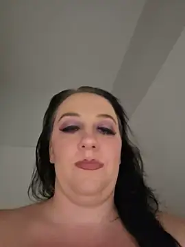CreamVixen online show from May 26, 2026, 5:05 am