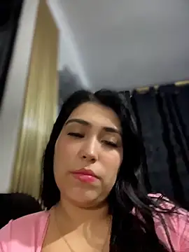 Snapshot of Antonellax__ chatting on June 17, 2026, 11:09 am Antonellax online show from June 17, 2026, 11:09 am