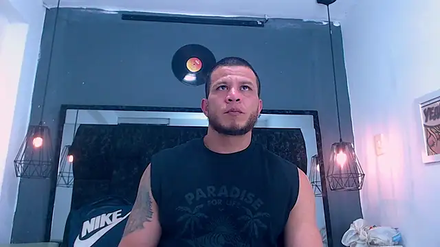 Snapshot of Maximiliano_Stronge chatting on June 2, 2026, 7:14 pm Maximiliano Stronge online show from June 2, 2026, 7:14 pm