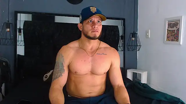 Snapshot of Maximiliano_Stronge chatting on June 8, 2026, 1:28 am Maximiliano Stronge online show from June 8, 2026, 1:28 am