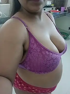 sexy neha90 online show from May 26, 2026, 3:04 am