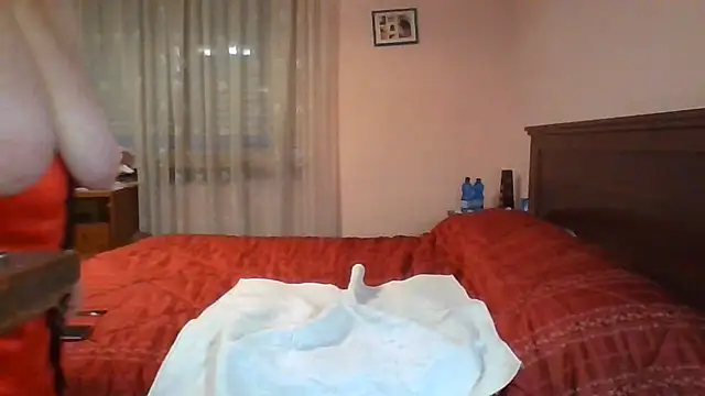 ItalianBigBoobs online show from July 5, 2026, 7:54 pm