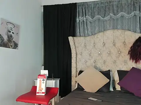 Snapshot of aura_sterling chatting on June 7, 2026, 11:26 am aura sterling online show from June 7, 2026, 11:26 am