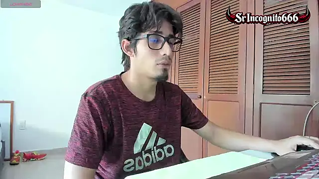 Snapshot of SrIncognito666 chatting on July 14, 2026, 5:08 pm SrIncognito666 online show from July 14, 2026, 5:08 pm