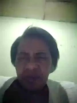 Snapshot of zeebighips chatting on July 21, 2026, 2:47 am zeebighips online show from July 21, 2026, 2:47 am