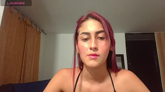 Snapshot of Dulce_eclipsee chatting on June 12, 2026, 3:48 am Dulce eclipsee online show from June 12, 2026, 3:48 am