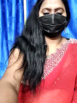 Snapshot of Meera_mia chatting on June 20, 2026, 7:02 am Meera mia online show from June 20, 2026, 7:02 am