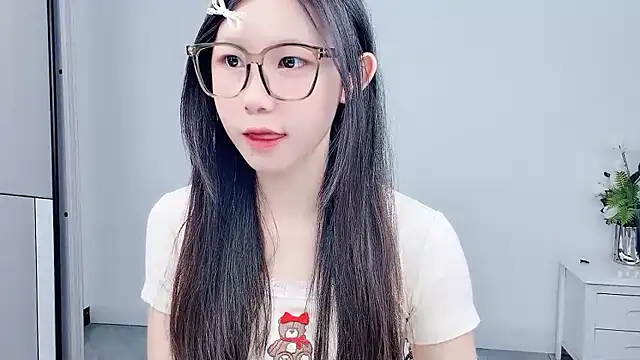 Snapshot of Rose_love69 chatting on July 20, 2026, 3:47 am Rose love69 online show from July 20, 2026, 3:47 am